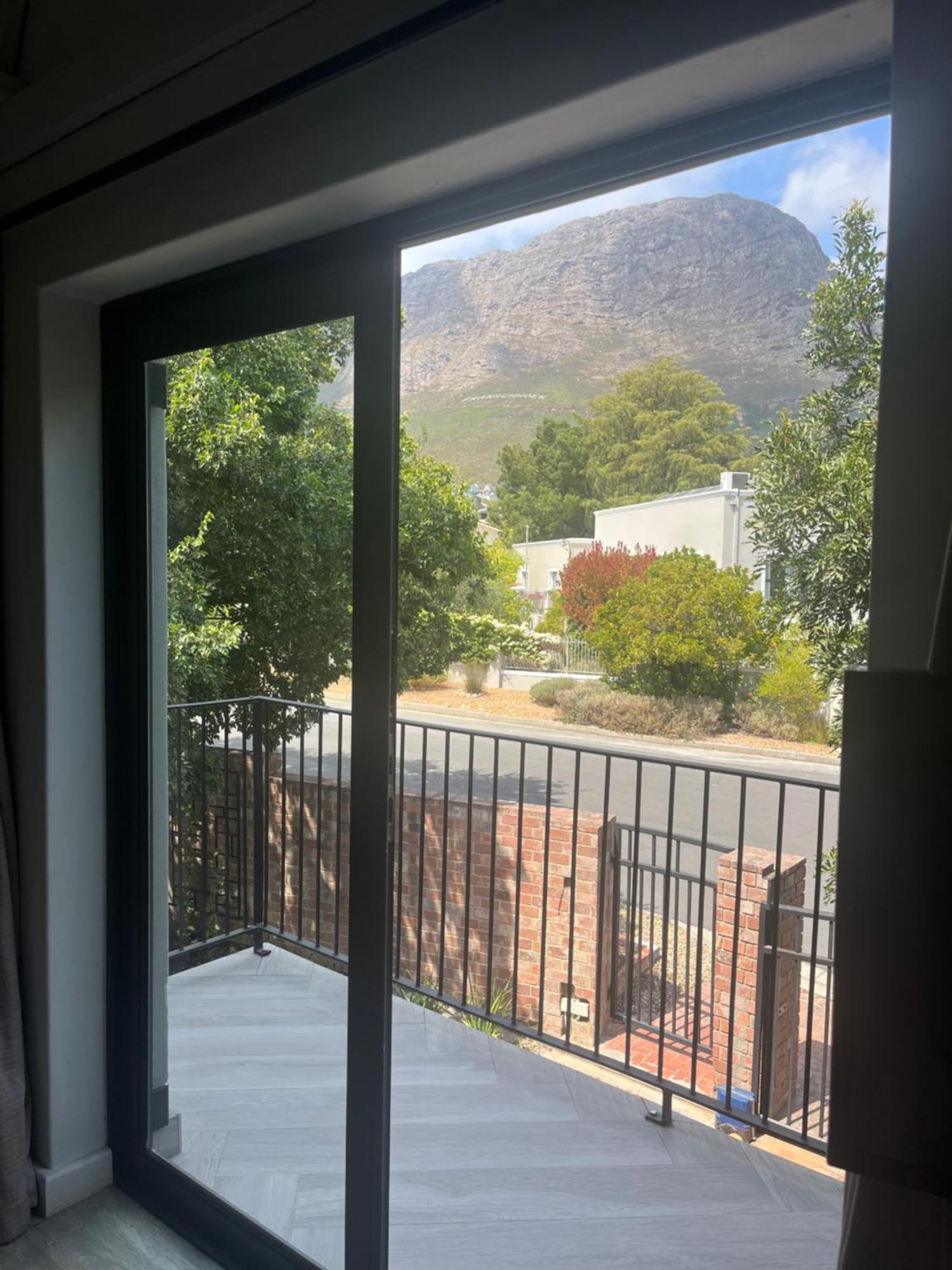Comfortable Room With Large En Suite Bathroom Franschhoek Zewnętrze zdjęcie